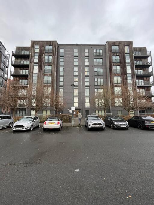 Etihad Fc 2Br Apartment With Water View Manchester Buitenkant foto